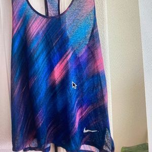 NIKE Breathe Cool Lightweight Running Tank